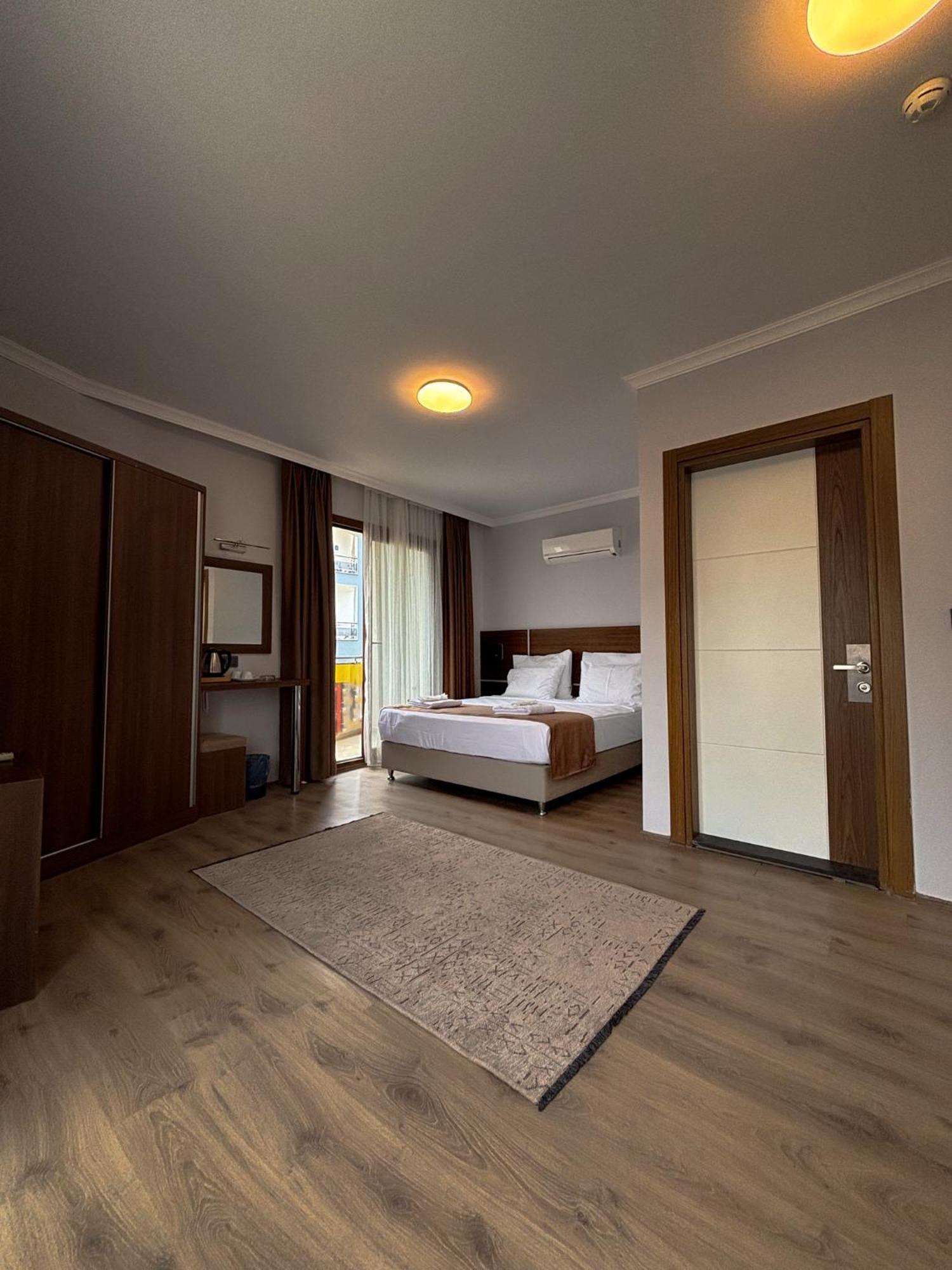 Gulluk Life Hotel ภายนอก รูปภาพ
